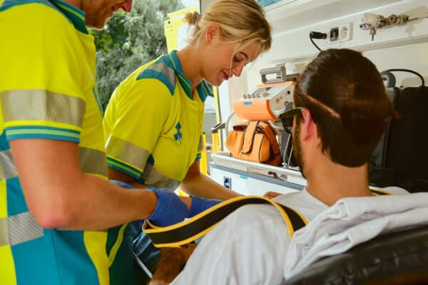 Dringend ziekenvervoer - Ambuce Rescue Team